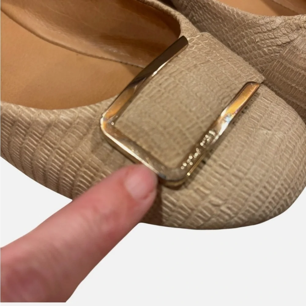 Coach Leather Ballet Flats Loafers Gold Buckle Detail Sz 8